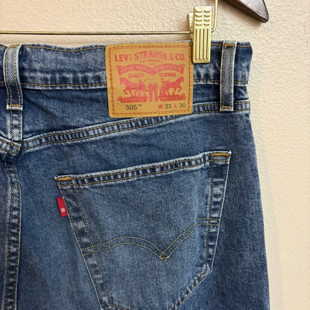 Levi's 505 Regular Fit Jeans W33 L30 Blue Denim Straight Leg Casual 00505-1936